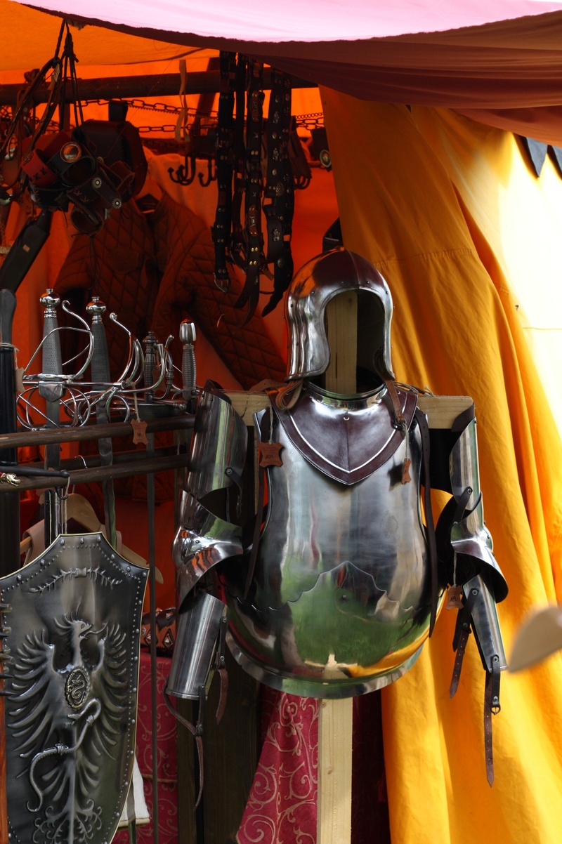 orange color, harnisch, middle ages, nature, swords, helm, metal, no people, art and craft, still life, shield, male likeness, security, architecture, protection