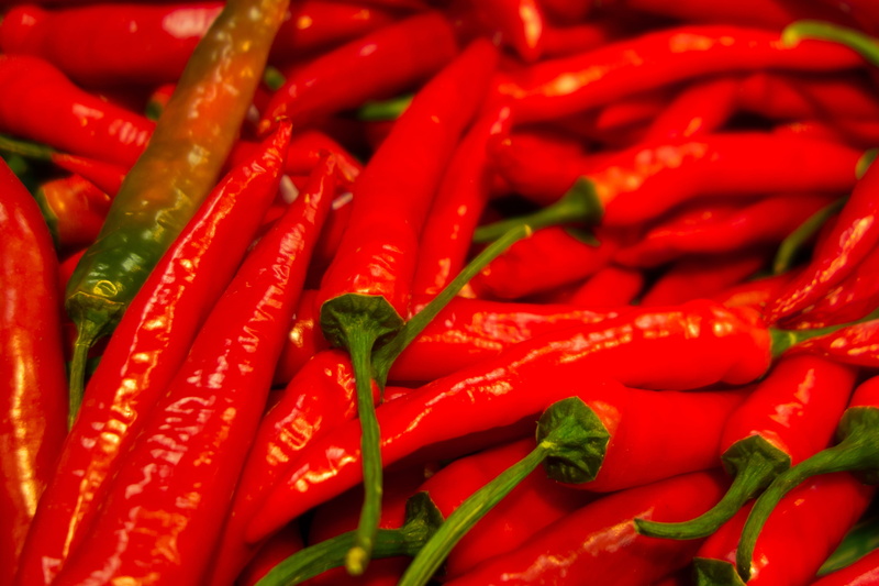 pepper, lot, market stall, red pepper, 2K, chili pepper, Sharp, sale, market, full frame, chili peppers, fiery, wellbeing, eat, Pepperoni, backgrounds
