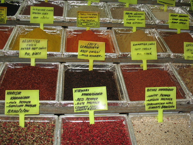 retail display, food and drink, script, food, no people, spice, for sale, Market, order, tea leaves, choice, Spices, Aroma, sign, price tag, communication