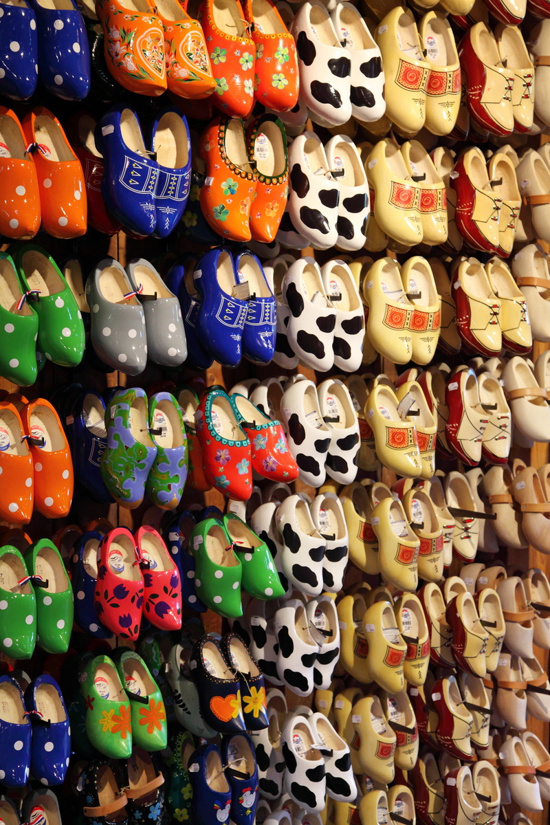 order, pattern, for sale, 4K, indoors, multi Colored, abundance, art and craft, wood, full frame, no people, handmade, colorful, traditional, retail display