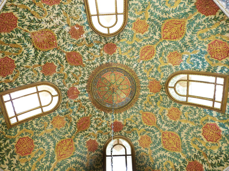 wall - building feature, lighting equipment, day, pattern, istanbul, ceiling, flooring, floral pattern, wall, electric lamp, 4K, tile, art and craft