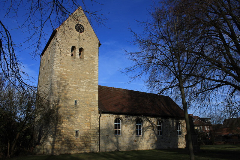 sky, plant, day, clear sky, no people, outdoors, religious, bare tree, nature, built structure, 5K, ago gothic, old, the past, religion, Church, moerse