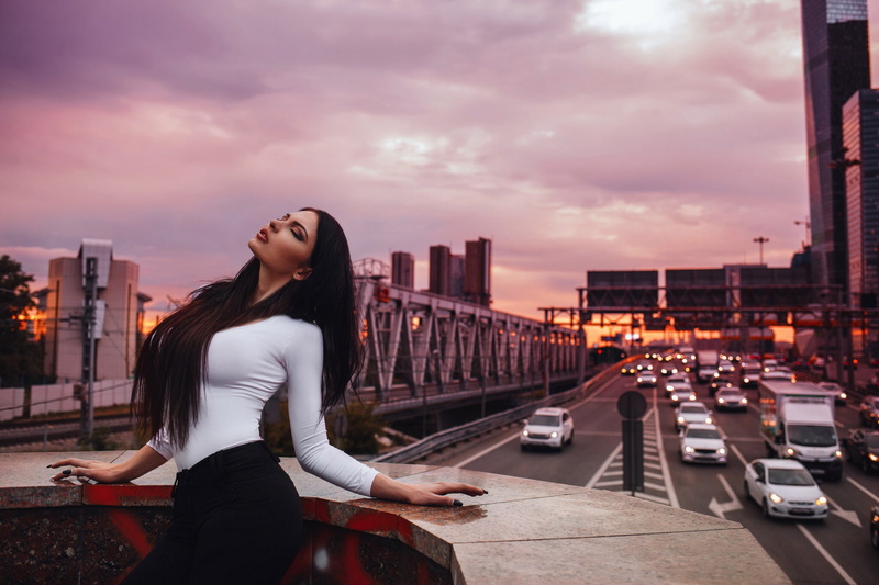 pose, the sky, 1080P, machine, the evening, the city, Oksana Bast, traffic, Victor Ambartsumov, girl, chest