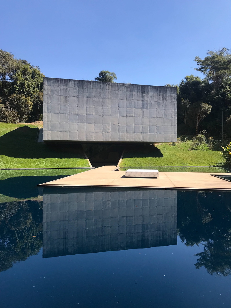 unnamed road, no people, clear sky, 4K, built structure, reflection, brumadinho, tree, plant, architecture, waterfront, cement, brazil, rectangle, modern