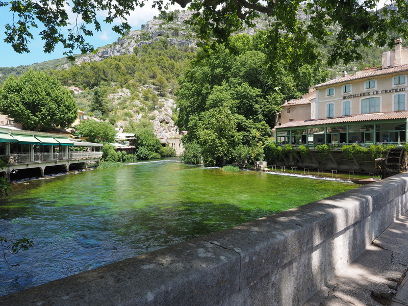 canal, city, residential district, flowing water, building, vaucluse, clear water, built structure, building exterior, water, outdoors, green color, clear