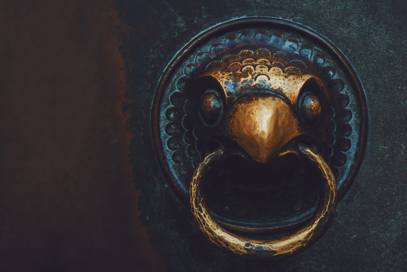 close-up, shape, copper, rusty, brass, representation, no people, door knocker, gold colored, door, circle, antique, pattern, art and craft, craft, knob