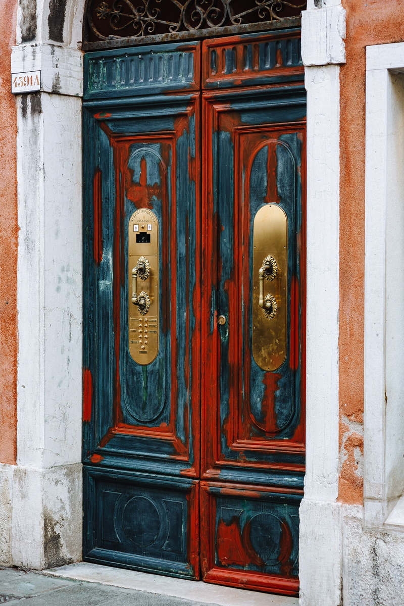 outdoors, venezia, trip, tourist, old houses, entrance, house, Italy, closed, buildings, 4K, security, old-fashioned, building Exterior, vacations, travel