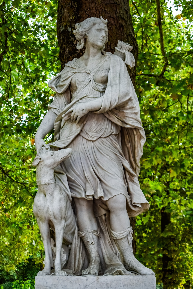 no people, male likeness, creativity, tree, statue, brussels, architecture, outdoors, art and craft, belgium, nature, plant, 5K, craft, female likeness