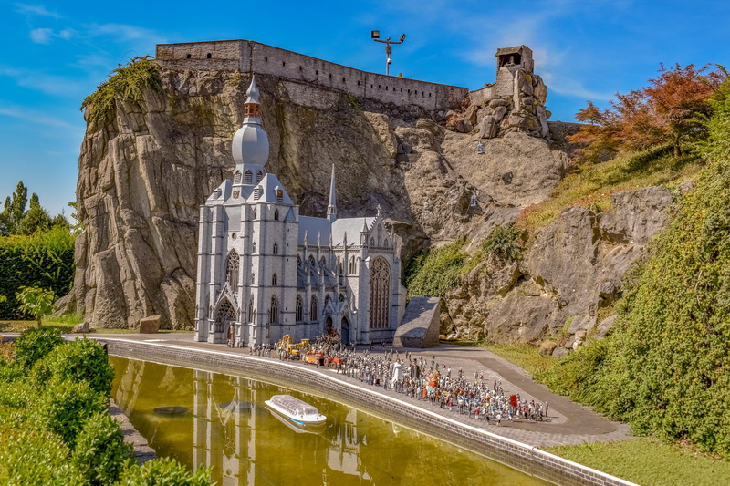 water, building, sky, travel, history, church, tree, outdoors, mini europe, 5K, belgium, the past, rock, sunlight, building exterior, incidental people