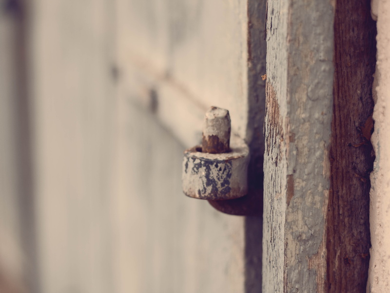 wood, bronze, texture, appliance, drive shaft, rust, machine, run-down, metal, sink, damaged, close-up, day, hydrant, outdoors, built structure, no people