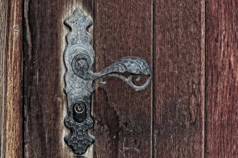 Door, door lock, Door Handle, textured, old, safety, metal, security, door, Wooden, doorknob, wrought iron, knob, day, ornate, protection, no people, 2K