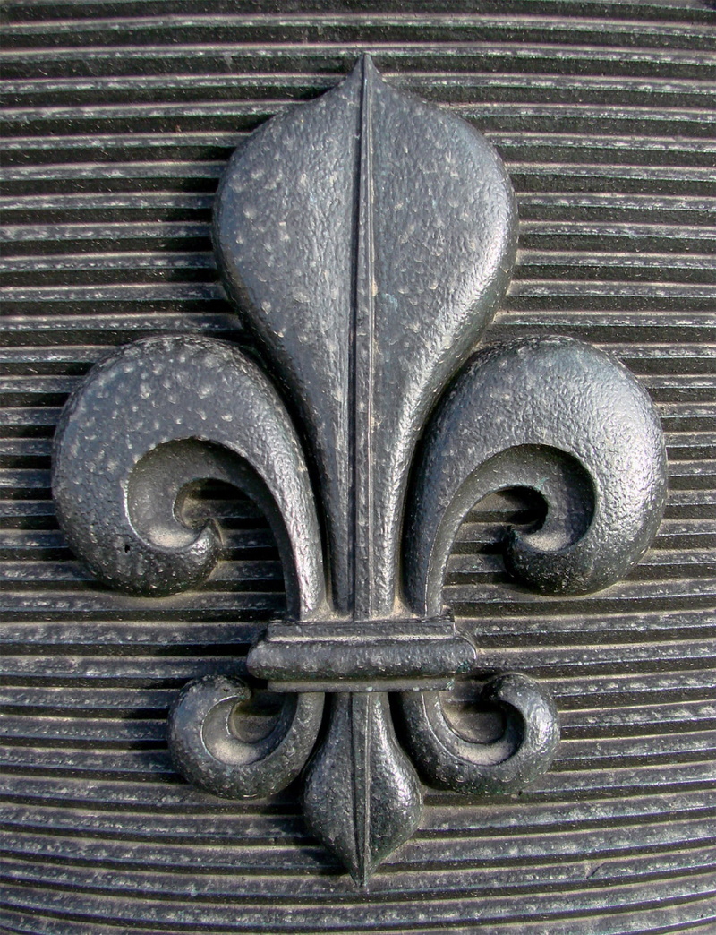door knocker, decoration, symbol, protection, fleur, heraldry, art and craft, no people, antique, metal, french, lys, de, iron, decor, icon, design, closed