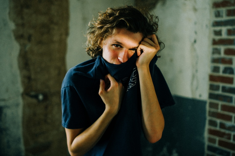 caucasian Ethnicity, background, t, youth Culture, real People, labor day, males, male, city Life, depression - Sadness, 5K, fashionable, people, man