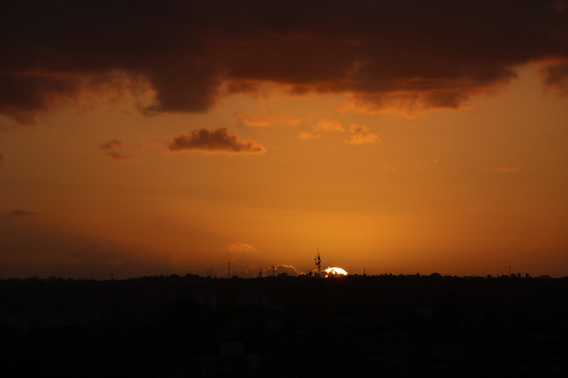 mountain, dusk, built structure, cloud, sunset clouds, red sky, red clouds, beauty in nature, dawn, cloud - sky, architecture, sunrise, sun, 5K, brazil
