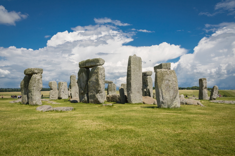 uk, plant, history, england, travel destinations, sky, field, ancient, 5K, ancient civilization, memorial, stonehenge, the past, architectural column