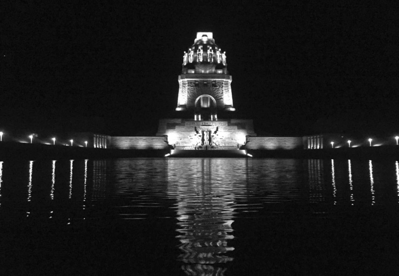 river, architecture, lkerschlachtdenkmal, travel destinations, history, travel, building, nature, black And White, water, Völkerschlachtdenkmal, v, reflection