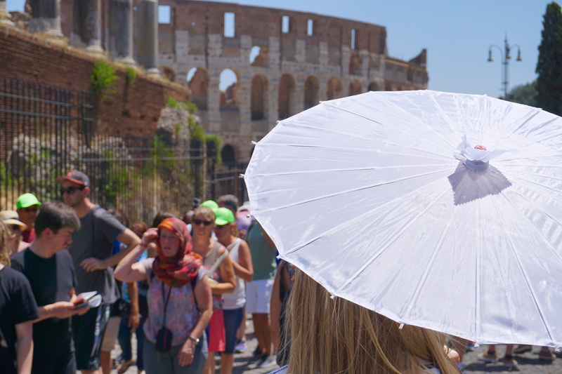 men, hair, 5K, building exterior, protection, architecture, roman, nature, day, built structure, women, rome, group of people, heat, city, crowd, hot