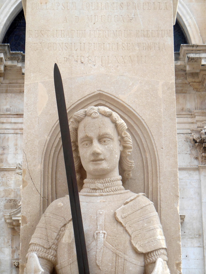 stradun, statue, male likeness, medieval, dubrovnik, the past, column, solid, human representation, 4K, government, croatia, built structure, historic