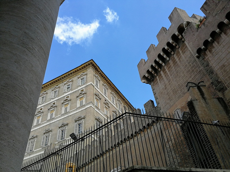 building exterior, office building, steeple, built structure, italy, vatican, roman empire, history, roma, day, no people, sky, handrail, vatican city