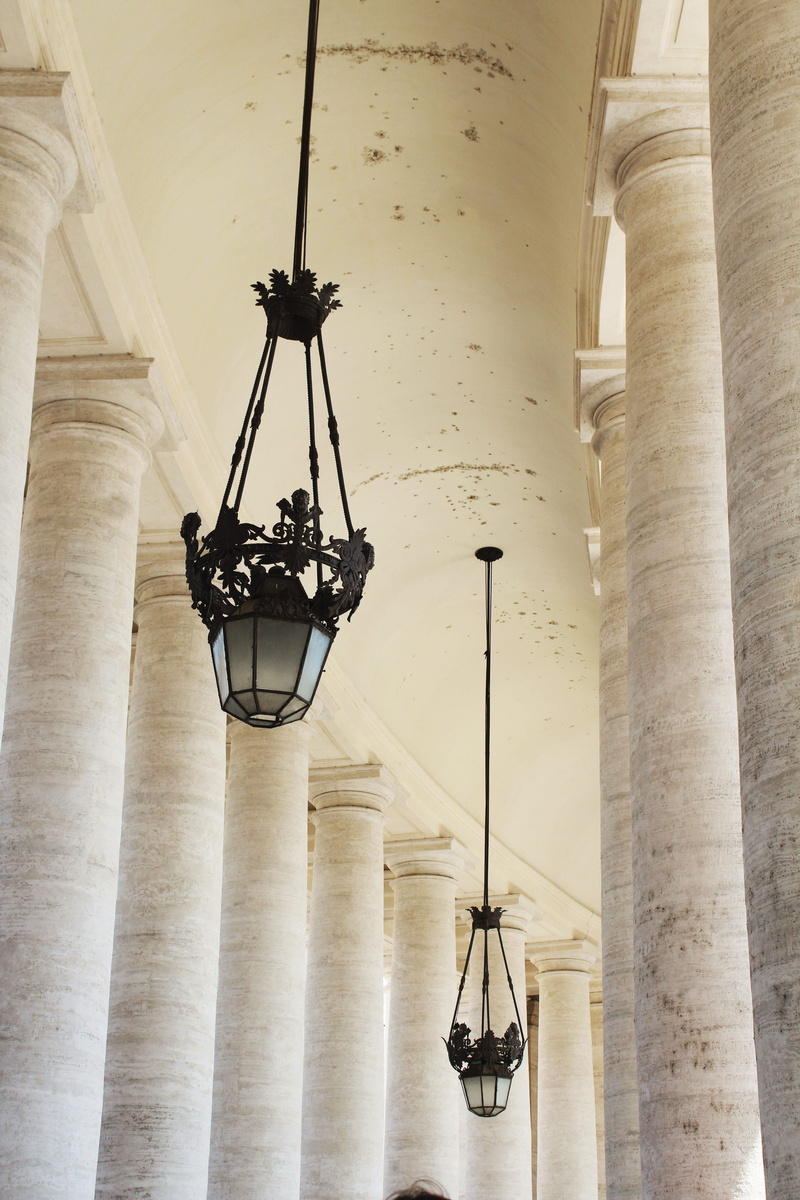 ceiling, 5K, catolic, vaticano, illuminated, light, electric light, rome, hanging, day, lighting equipment, no people, built structure, the past, architecture