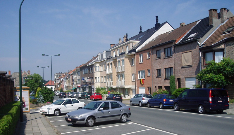 built Structure, building Exterior, layered, architecture, public domain, house, residential district, motor vehicle, apartment, road, outdoors, avenue Jean Van Hoorenbeeck