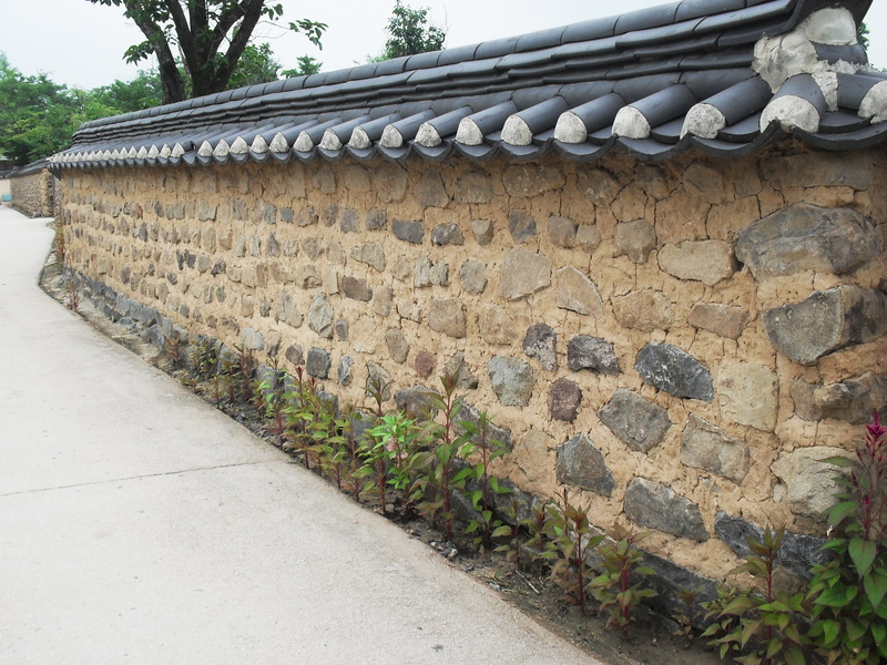 wall, traditional building, ancient, the past, tree, korean traditional, concrete, traditional, pattern, nature, day, plant, old, stone wall, wall - building feature