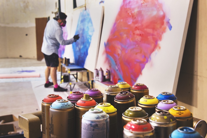 spray, paintbrush, day, brush, one person, selective, creativity, large group of objects, man, can, work, aerosol, art, spraying, men, art and craft, artist