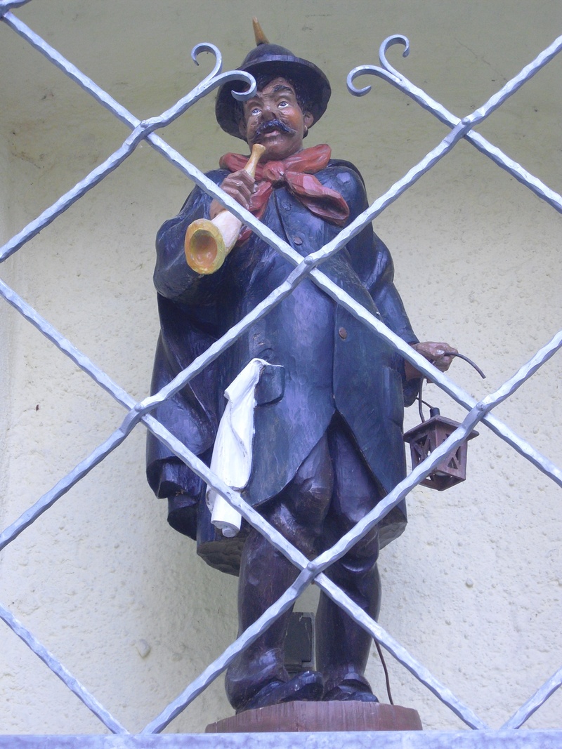 night watchman, three quarter length, front view, grid, historical figure, representation, outdoors, primate, lifestyles, one person, niche, behind bars