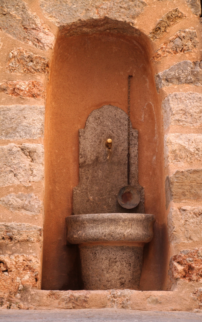 drink, solid, trowel, ancient, wall - building feature, home, drinking water, city, masonry, history, stone, 4K, day, fornalutx, architecture, water trough