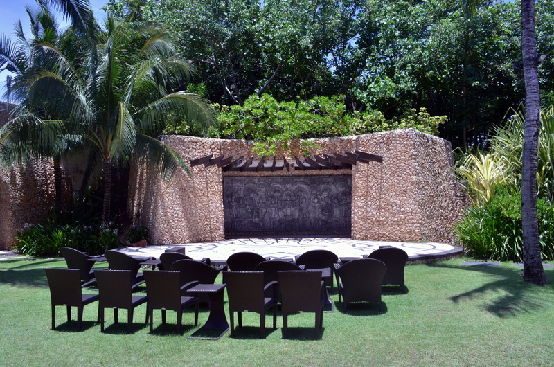 4K, amphitheatre, palm tree, nature, green color, tree, seat, concert hall, building exterior, outdoors, small hall, garden, day, empty, built structure