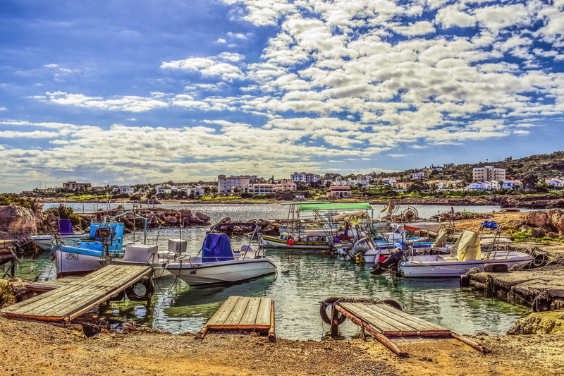 day, outdoors, built structure, sky, water, river, building, crowd, protaras, 5K, cyprus, building exterior, group of people, city, real people, fishing shelter