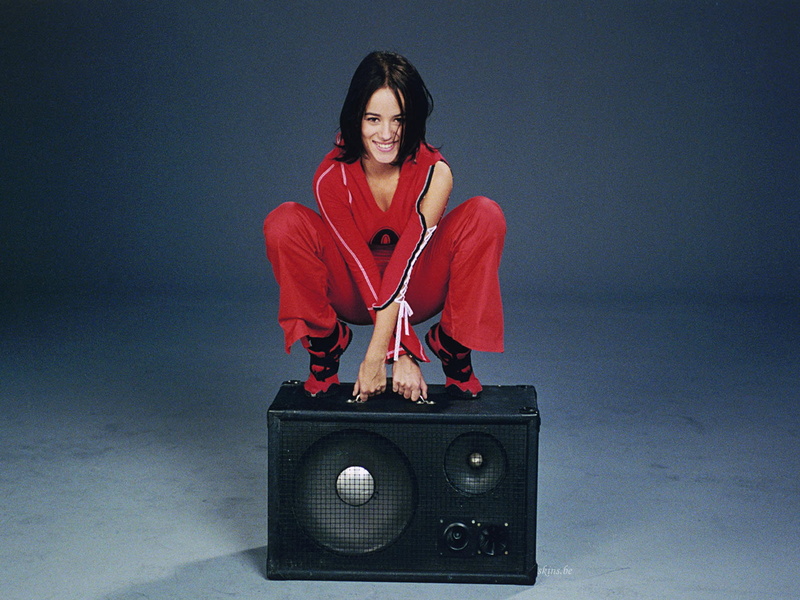 black, music, 720P, subwoofer, hd, alizee