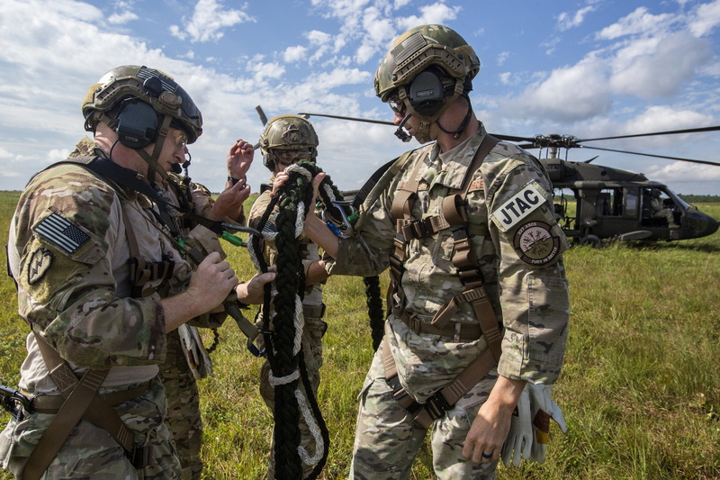 government, firearms, military, uniform, weapon, tactics, forces, outdoors, special, army, camouflage clothing, warfare, army soldier, assault, people
