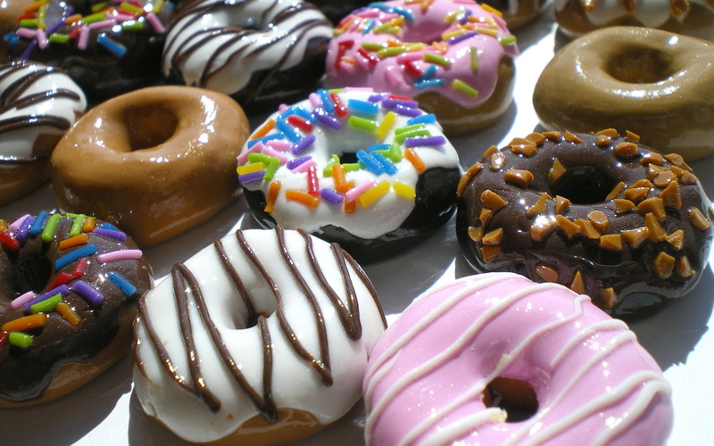 dessert, glaze, doughnut, cupcake, close-up, freshness, table, lot, unhealthy Eating, indulgence, pastry, variation, baked pastry item, temptation, still life