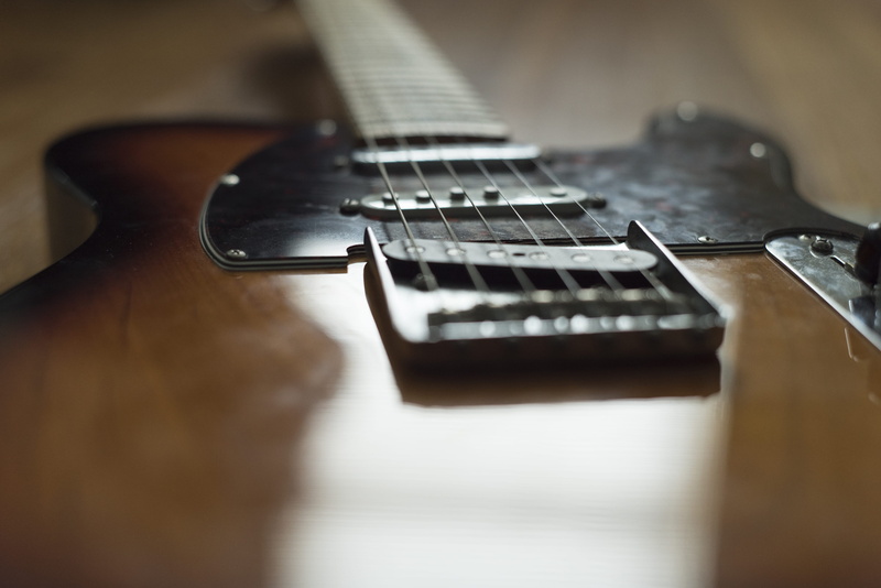selective focus, acoustic guitar, guitar, musical equipment, arts culture and entertainment, electric guitar, telecaster, fender, wood - material, indoors