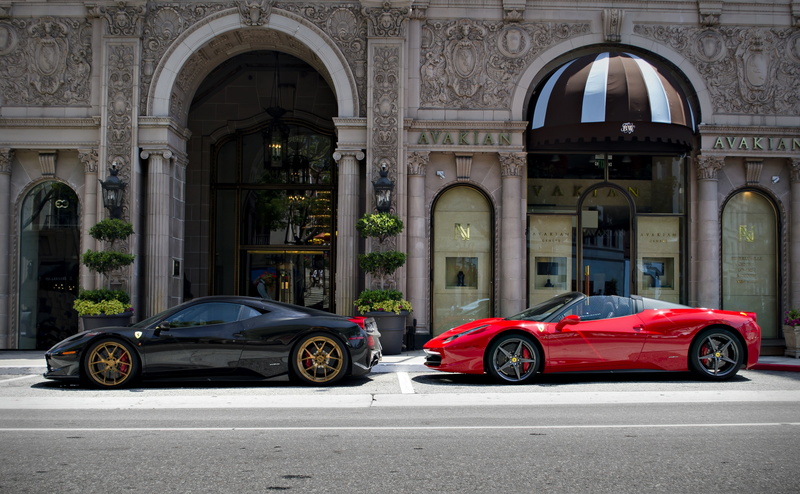 land vehicle, arched, motor vehicle, 4K, Ferrari, Cars, building, transportation, Italia, arch, Europe, architectural column, built structure, combo, no people
