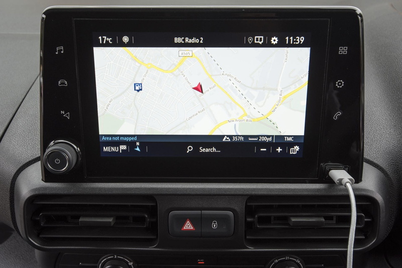 1080P, car, van, vauxhall, combo