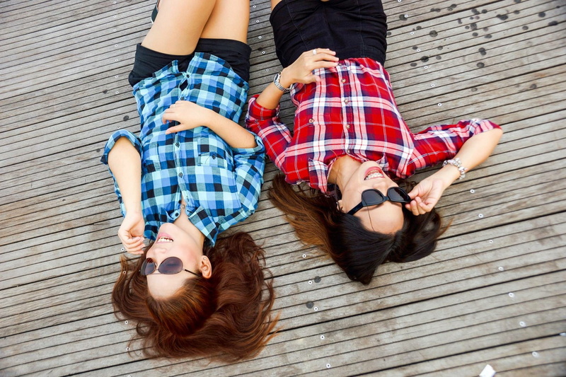 bonding, young adult, adult, summer, day, fashion, couple - relationship, sunny, fun, young women, two people, friendship, sunbathing, outdoors, women