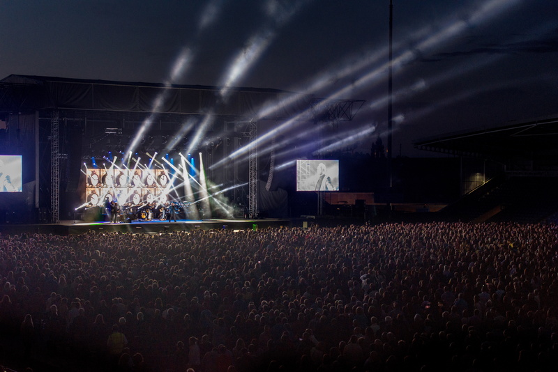 rock music, pop, crowd, light - natural phenomenon, popular Music Concert, live, lights, stage - Performance Space, night, group of people, band, show