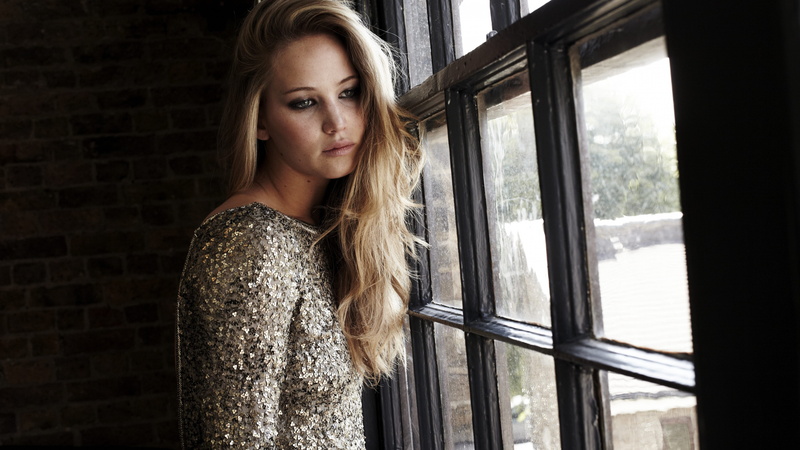 Hunger Games, beside, shirt, room, Poker House, Jennifer Lawrence, long, gray, woman, window, American Hustle, Company Town, wearing, 5K, sleeved, inside