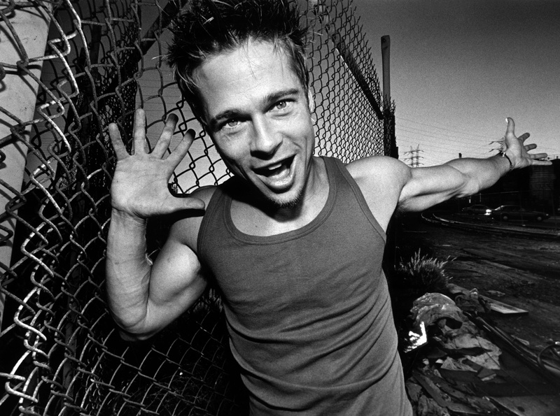 happiness, young adult, smiling, mouth open, men, outdoors, gray, barrier, 4K, Crazy, looking at camera, fence, tank, casual clothing, leisure activity