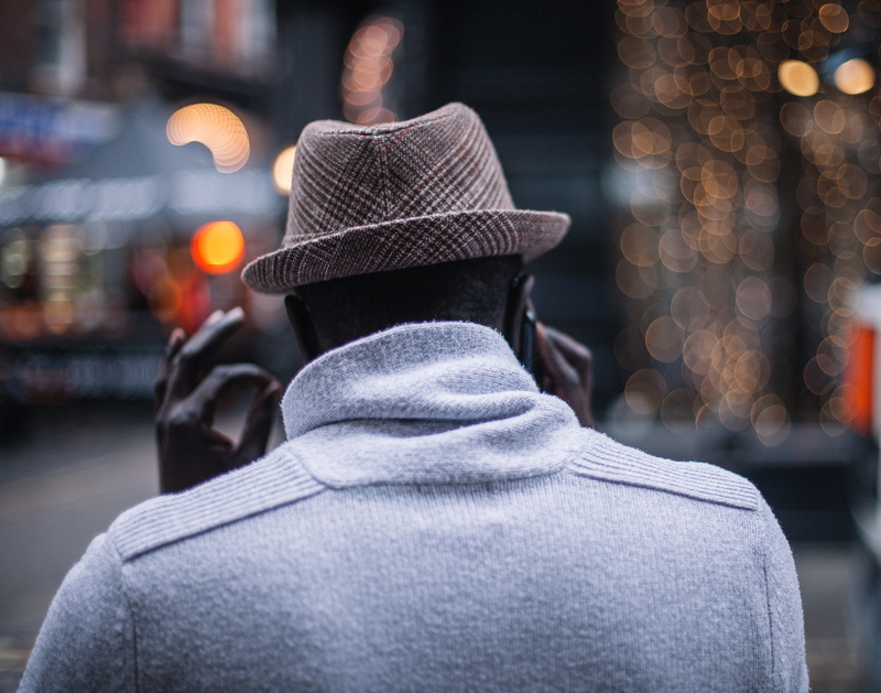 people, 5K, sweatshirt, travel, talking, black, warm clothing, real people, focus on foreground, clothing, communication, man, city street, mobile, headshot