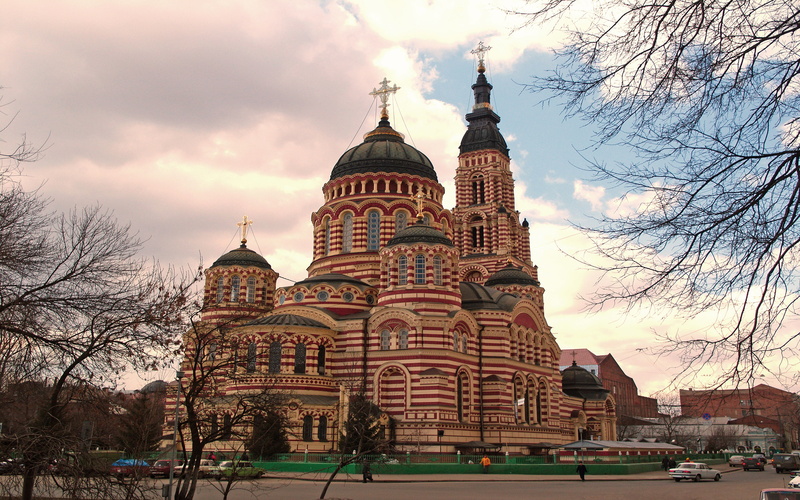 annunciation, outdoors, low angle view, cloud - sky, travel destinations, architecture, tree, 4K, spirituality, kharkiv, building exterior, spire, dome