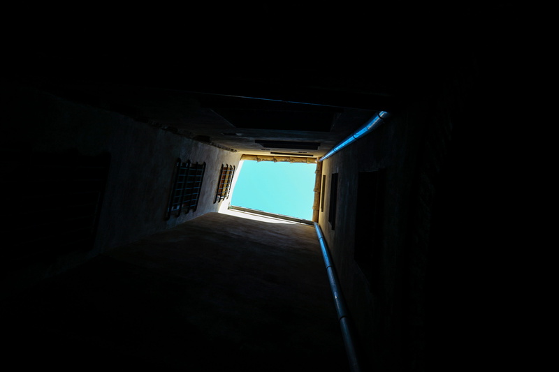 frame, nature, copy space, architecture, built structure, 4K, light at the end of the tunnel, sky, dark, day, wall - building feature, building, doorway