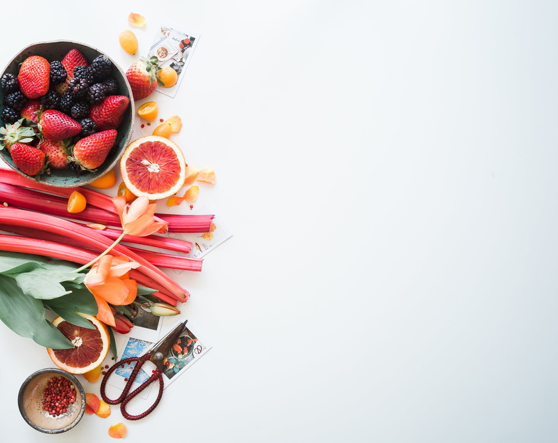 petals, table, food, picture, directly above, dessert, temptation, choice, variety, flat lay, berry fruit, studio shot, no people, red, strawberry, orange