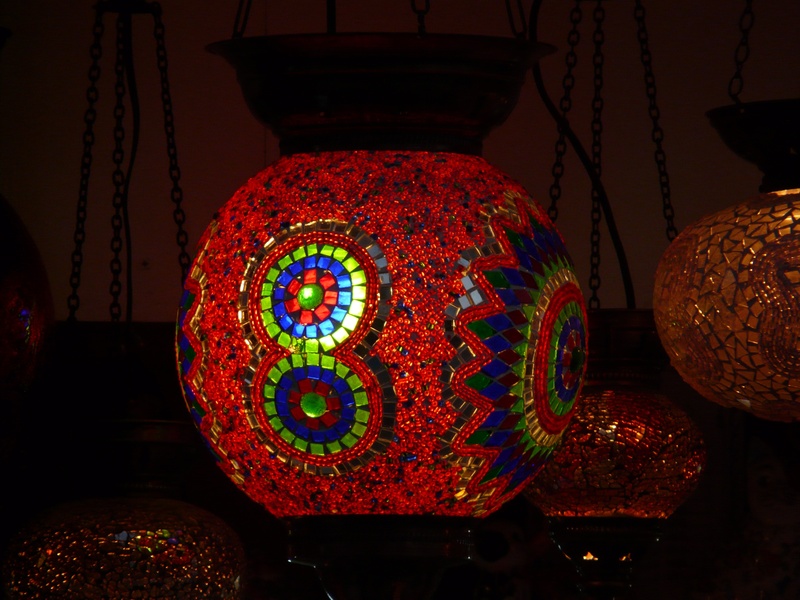 east Asian Culture, pattern, 2K, light - natural phenomenon, still life, ornate, celebration, night, indoors, design, red, decoration, multi colored, lamp