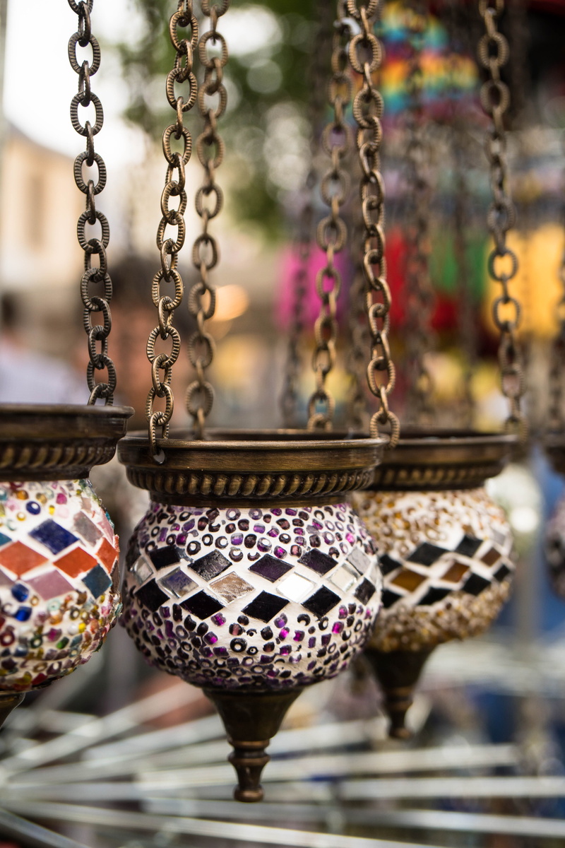 focus on foreground, sale, retail display, multi colored, metal, istanbul, personal accessory, pattern, no people, store, hanging, lantern, fashion, for sale