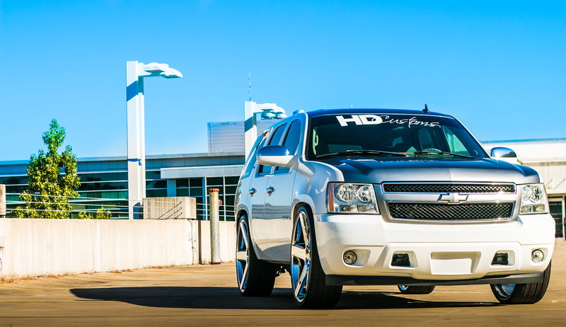 motor vehicle, 2K, building exterior, street, built structure, customs, sky, car show, cheverolet, sunlight, road, united states, sunny, day, auto, customized