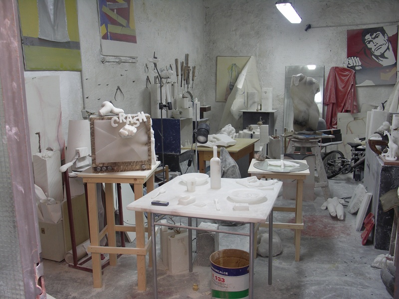 no people, large group of objects, wall - building feature, art and craft, italy, chair, table, alabaster, flooring, 2K, mirror, business, seat, messy