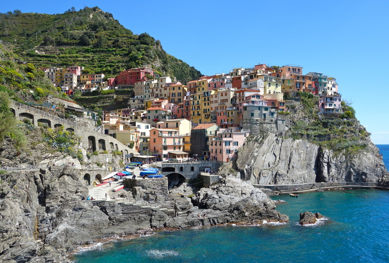 holiday, village, mediterranean, cliff, sea, colorful, homes, residential district, mediterranean Countries, houses, built structure, coast, water, summer